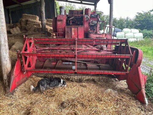 MASSEY FERGUSON 400 COMBINE