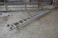 EXTENDING WOODEN LADDER - 5