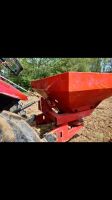 KUHN DISC FERTILISER SPREADER - 3