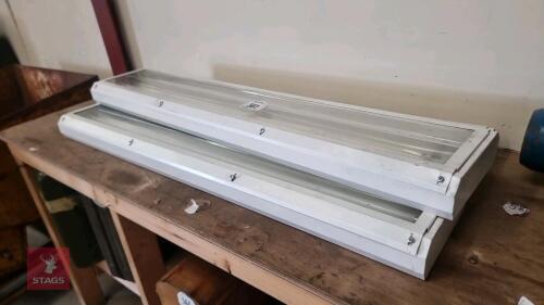 3 X 4' STRIP LIGHTS