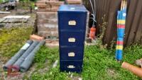 4 DRAW METAL FILING CABINET