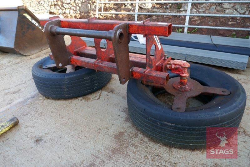 BROWNS TYRE SILAGE PUSHER