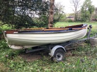 11' FIBREGLASS BOAT WITH TRAILER