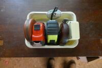 BOX OF 5 TAPE MEASURES - 5