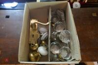 BOX OF GOOD BRASS & GLASS DOOR KNOBS - 4