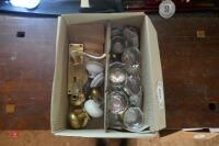 BOX OF GOOD BRASS & GLASS DOOR KNOBS - 6