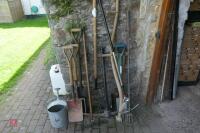 SELECTION OF GARDEN & OUTDOOR TOOLS - 4