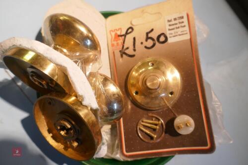 BRASS EFFECT DOOR KNOBS