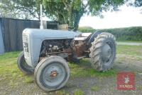 1957 FERGUSON 35 2WD TRACTOR - 2