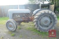 1957 FERGUSON 35 2WD TRACTOR - 4