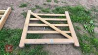 4' WOODEN HUNTING GATE - 4