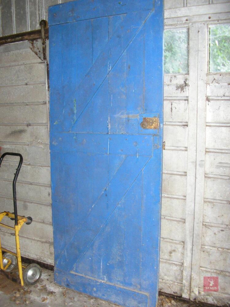 WOODEN WORKSHOP DOOR