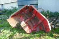 PAIR OF REAR WINGS FOR MF TRACTOR - 8