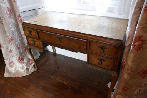 ORNATE VINTAGE DRESSER