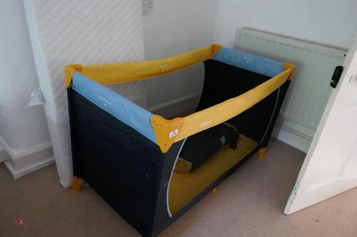 CHILDS COT