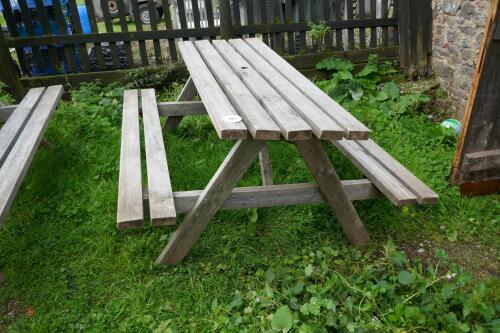 59'' X 21'' PICNIC TABLE