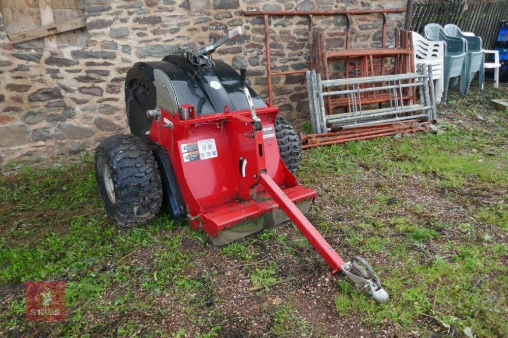 2014 METALFORM MINI 700 PADDOCK CLEANER