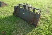 5' SKID STEER DUNG GRAB - 7