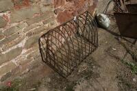 3' WALL MOUNTED IRON HAY RACK (69) - 3