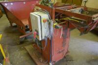 COMPOST/POTATO BAGGING UNIT (75) - 13