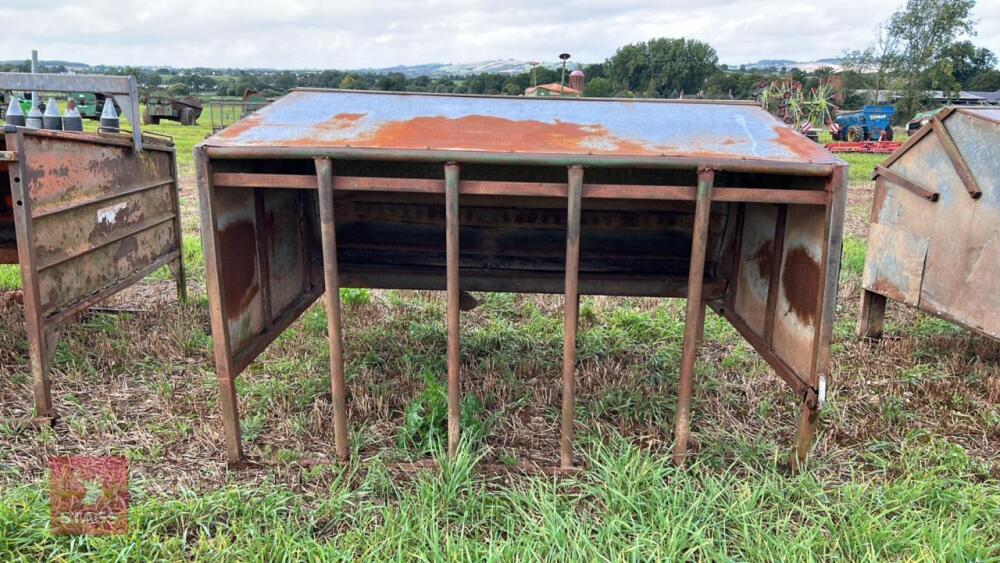 BATEMAN GALVANISED CALF CREEP FEEDER