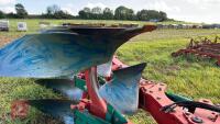 2011 KVERNELAND ES85 REVERSIBLE PLOUGH - 5