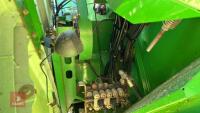 2005 JOHN DEERE 9560L COMBINE - 34