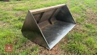 7' GRAIN BUCKET C/W JCB BRACKETS - 3