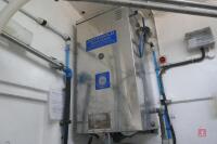 COTSWOLD WATER HEATER - 2