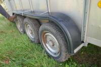 2005 IFOR WILLIAMS 14' LIVESTOCK TRAILER - 44