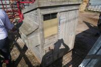 FREESTANDING POULTRY HOUSE - 13