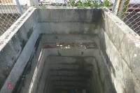 10 X LARGE DRAIN SURROUNDS - 5