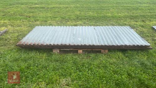 2 X 9'6'' CORRUGATED SHEETED DOOR