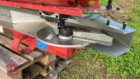 2004 KUHN MDS 1132 FERTILISER SPREADER - 14