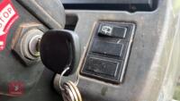 1999 NEW HOLLAND 8360 4WD TRACTOR - 44