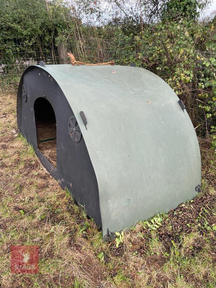 8' X 4' PIG ARK