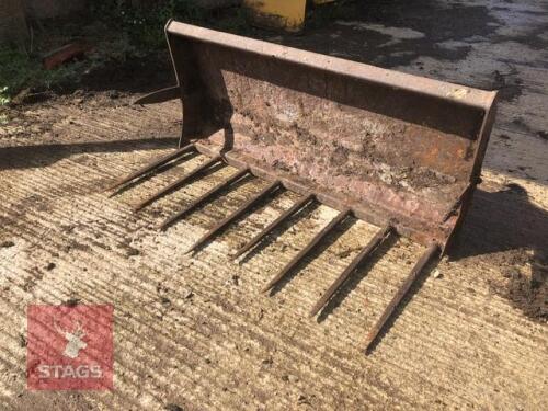 1.5M ALO MANURE FORK (S/R)