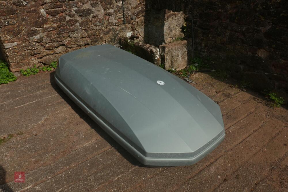 HALFORDS ROOF BOX (70)