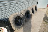 4 X 31 X 15.50-15 TYRES AND RIMS - 5