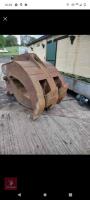 30 TON SLEW GRAB