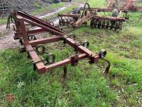 MASSEY FERGUSON CULTIVATION TRAIN - 12