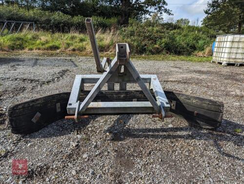 GALVANISED TURNOVER YARD SCRAPER