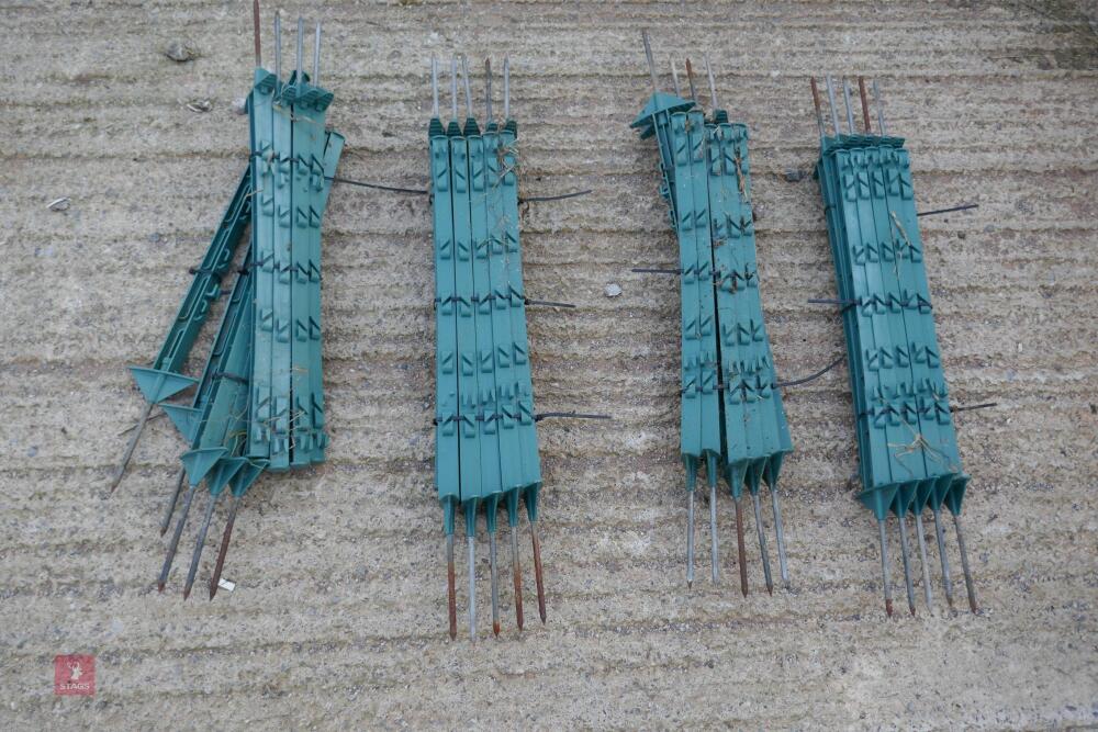 40 PLASTIC ELECTRIC FENCE STAKES