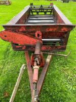 MASSEY FERGUSON DUNG SPREADER - 3