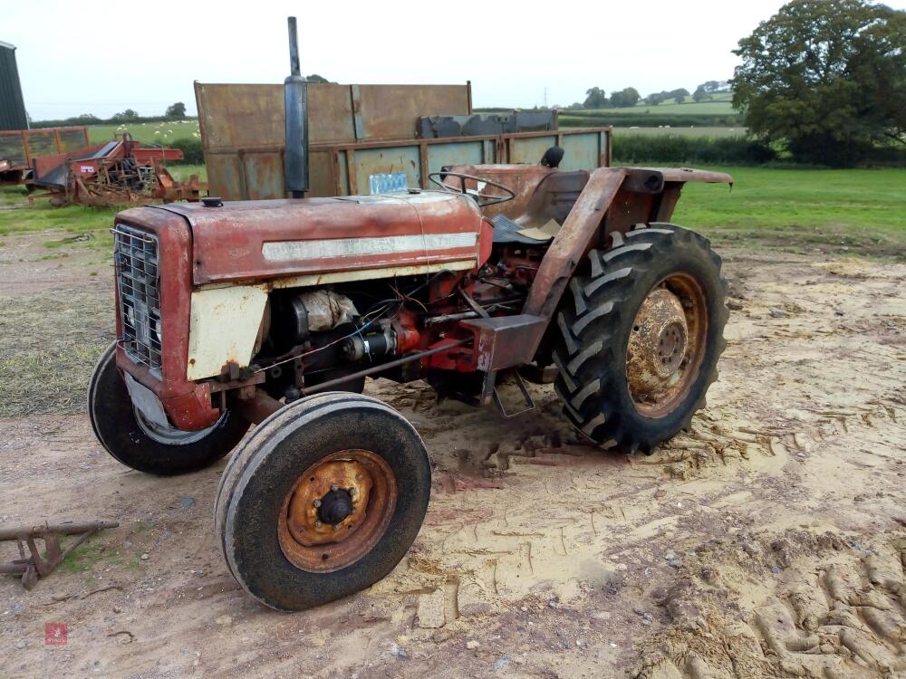 INTERNATIONAL 444 2WD TRACTOR (S/R)