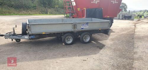 FLATBED TRAILER