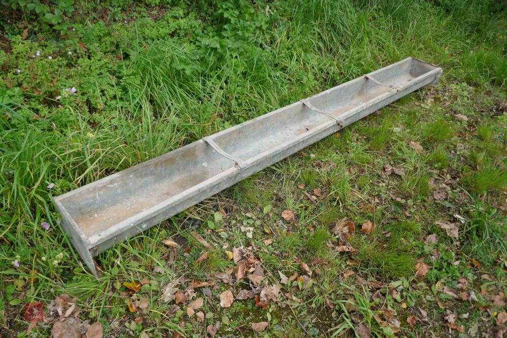 9' GALVANISED GROUND FEED TROUGH