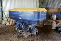 2006 KRM L1 PLUS BAGBELLE FERT SPREADER - 2