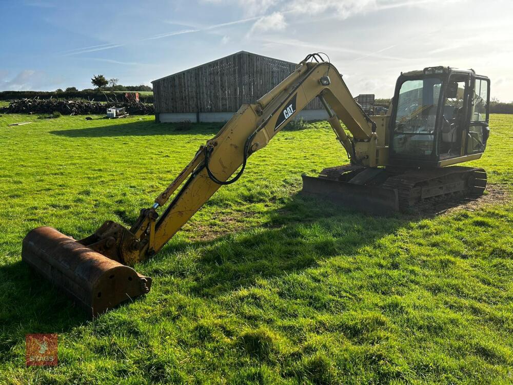 2004 CAT 307C EXCAVATOR