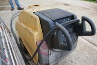 KARCHER PROFESSIONAL PRESSURE WASHER - 4